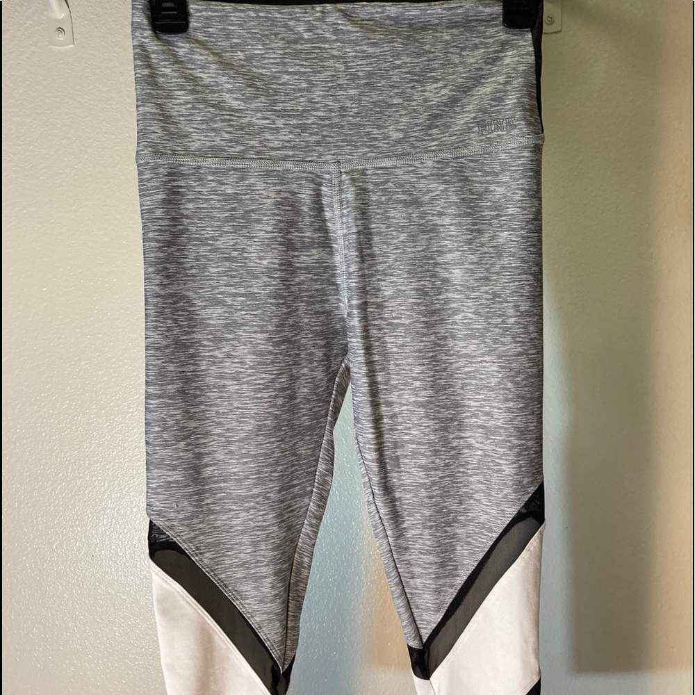 Victoria’s Secret PINK leggings